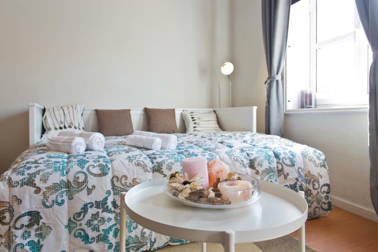 Cozy Sunny Flats By Hostwise Apartamento OOporto Exterior foto